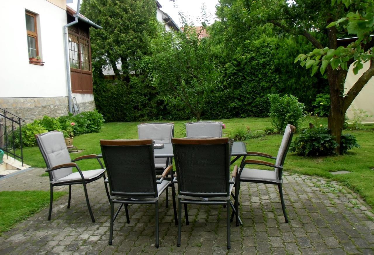 Illés Vendégház Keszthely Extérieur photo