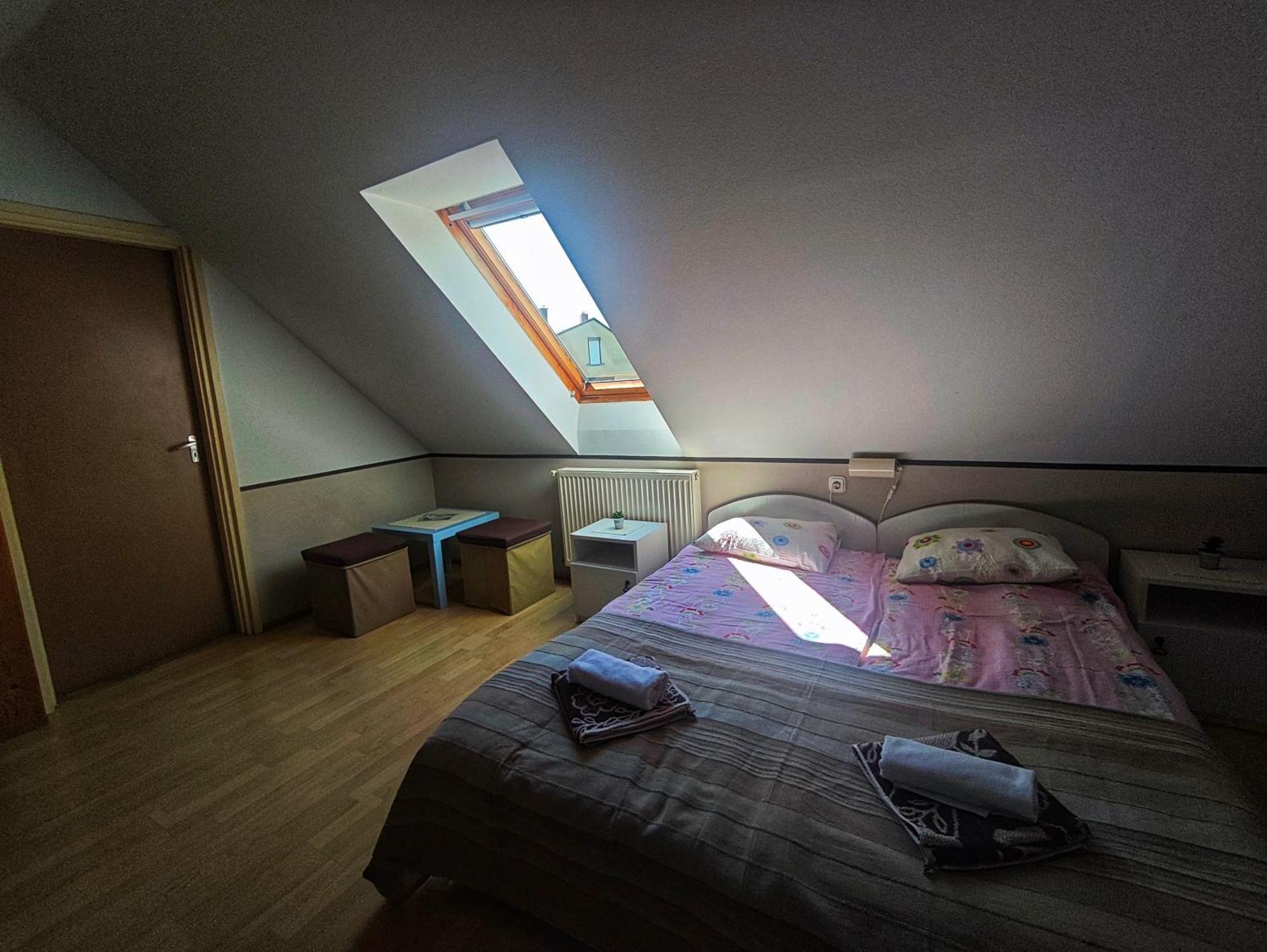 Illés Vendégház Keszthely Extérieur photo